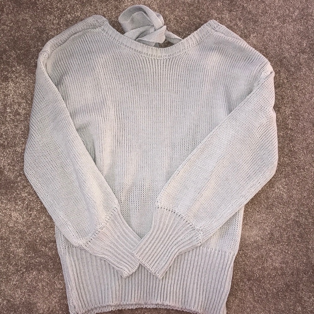 Bow Sweater